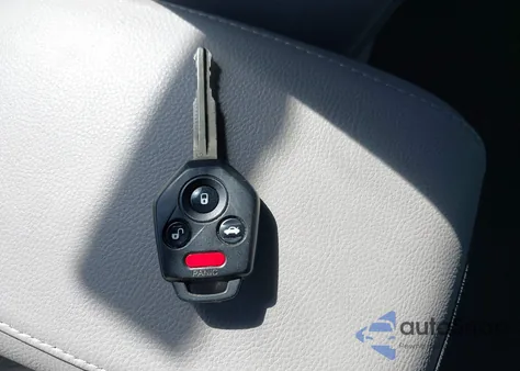 2014 Subaru Forester 2.5I из США, поврежденный, VIN JF2SJAAC8EH494025